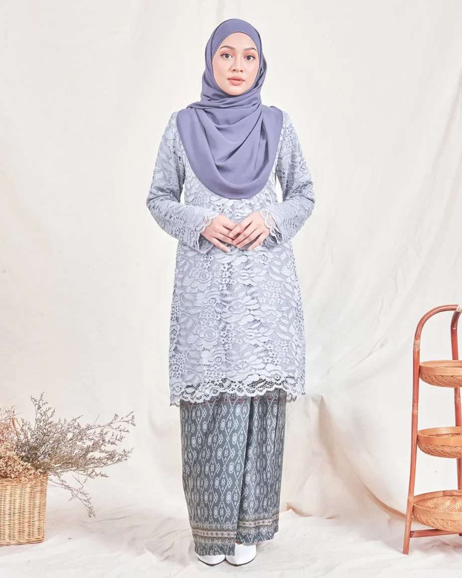 F Dusty Grey
